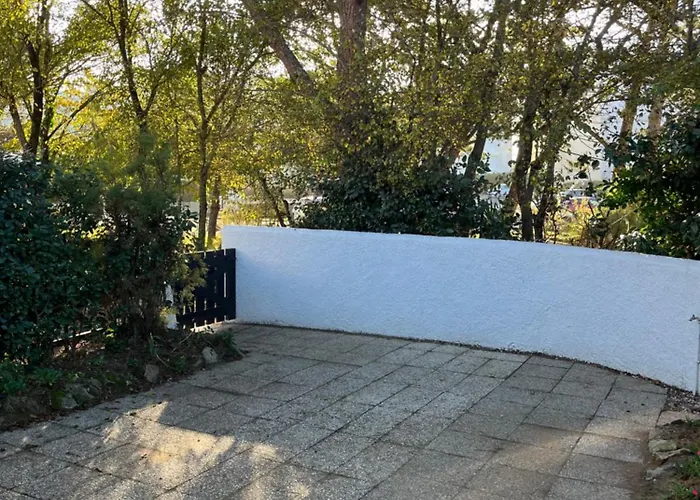 Les Piimprenelles 度假居 *