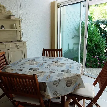 Ferienhaus Les Piimprenelles *